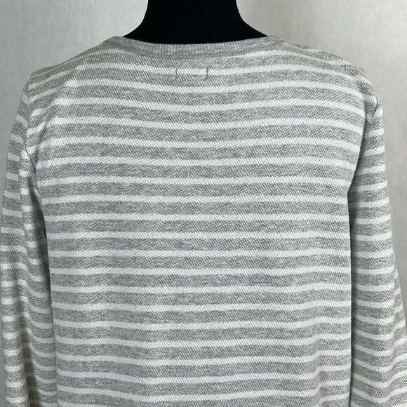 aerie Knit Henley Top Shirt Pullover Gray White Stripe Sz L Long Sleeve Pocket - Picture 5 of 10